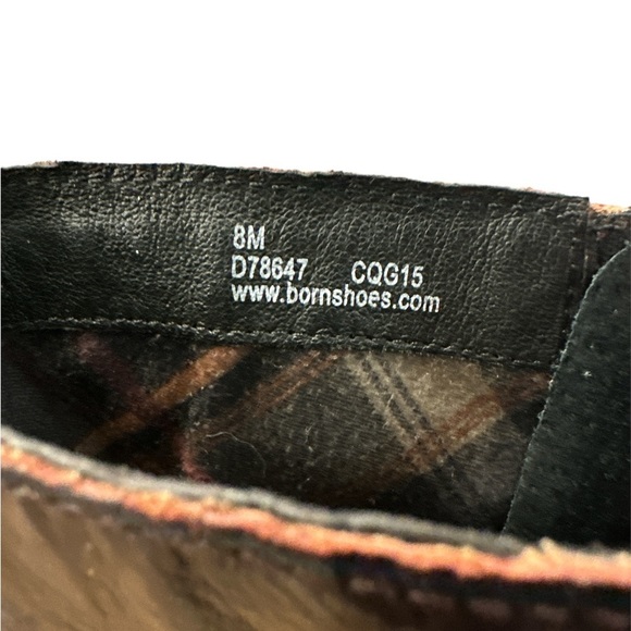 Born,Helen style Chianti burnish brush off low riding boots. Size 8 model D78647 - Picture 5 of 5